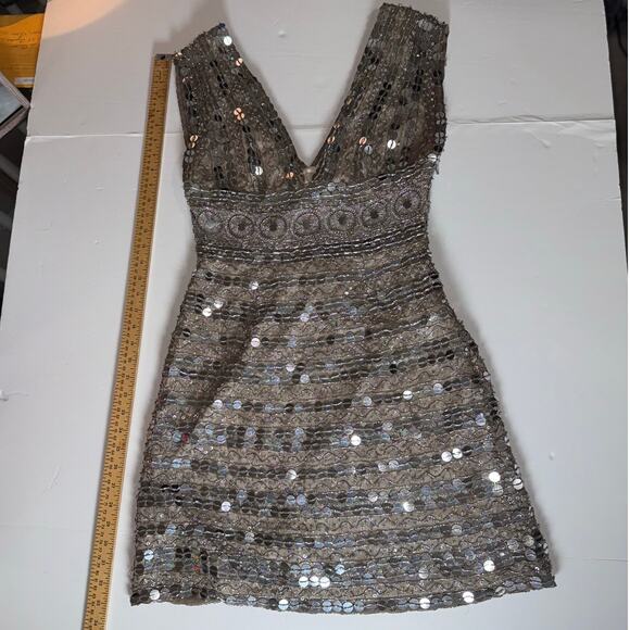 Scala Couture Sequin Beaded Mini Dress Women’s Silver V Neck Sleeveless Party 8 - Picture 13 of 16